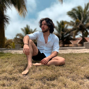 Meet your Posher, Liang